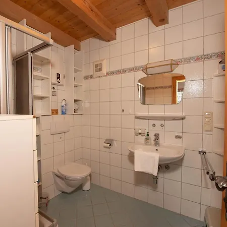 Haus 108 3 شقة
