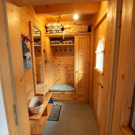 Lägenhet Haus 108 3 *